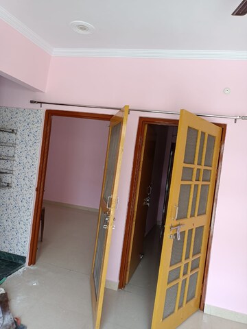 Master Bedroom in 2 BHK Independent House at Vikas Nagar – for Rent