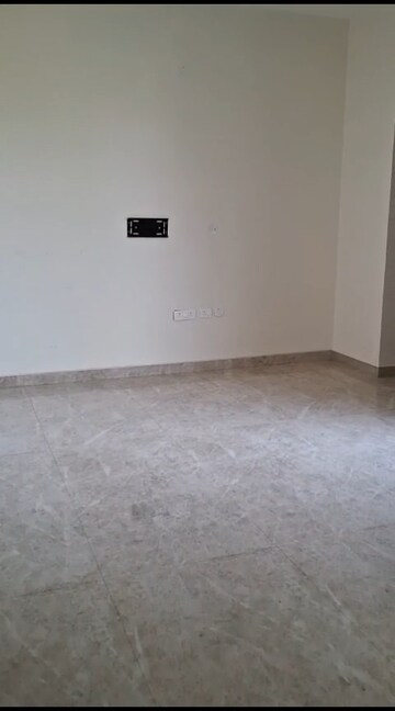 Master Bedroom in 3 BHK Builder Floor at Sector 21c – for Rent