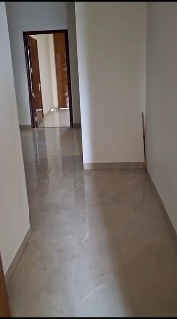 Building Lobby in 3 BHK Builder Floor at Sector 21c – for Rent