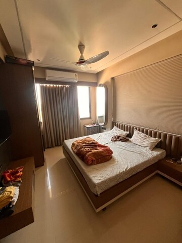 Bedroom in 3 BHK Apartment at Chandkheda – for Rent