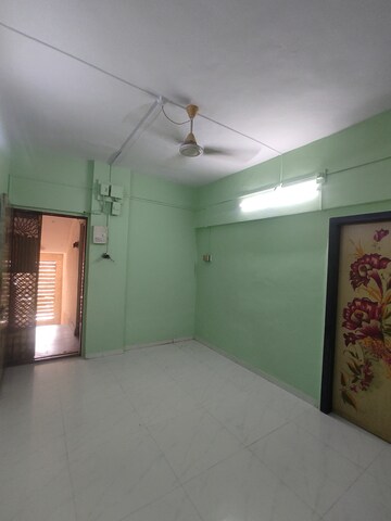 Room in 1 RK Apartment at Rajgad Chs Seawoods, Seawoods – for Rent