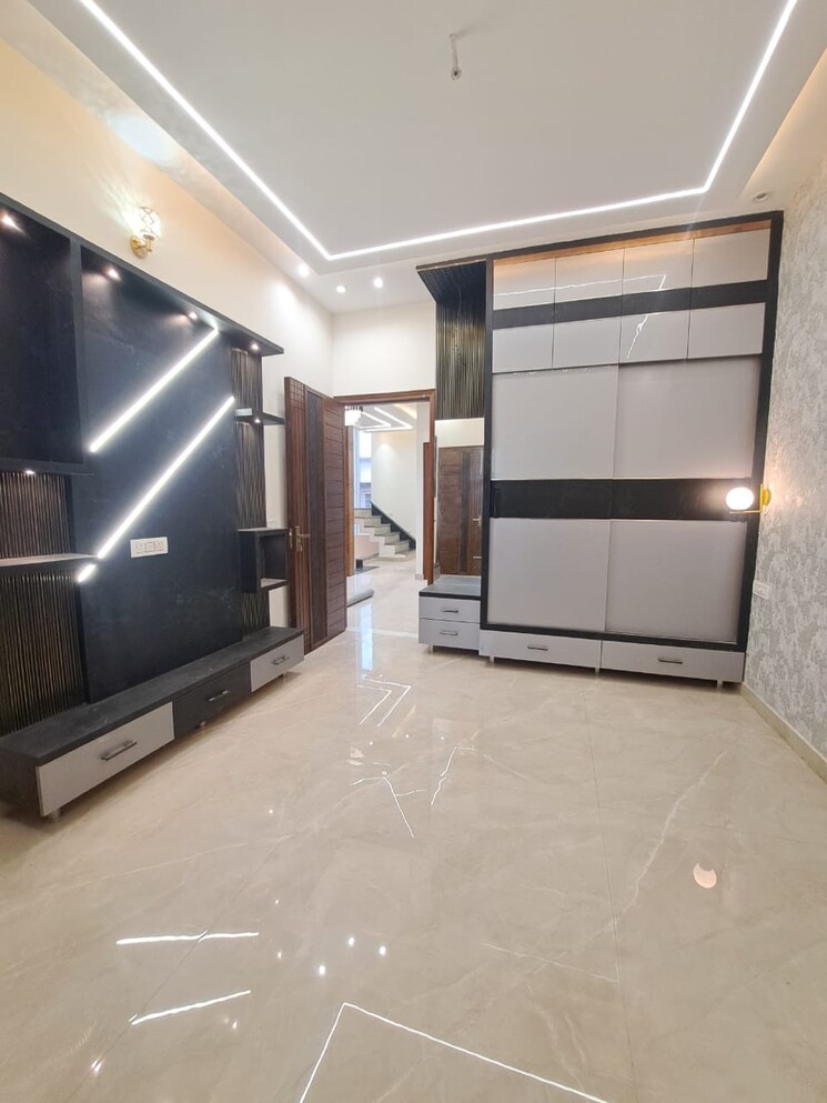 Room, sector 125 4 Bedroom 1152 Sq.Ft. Independent House In Sector 125 Mohali 8032624