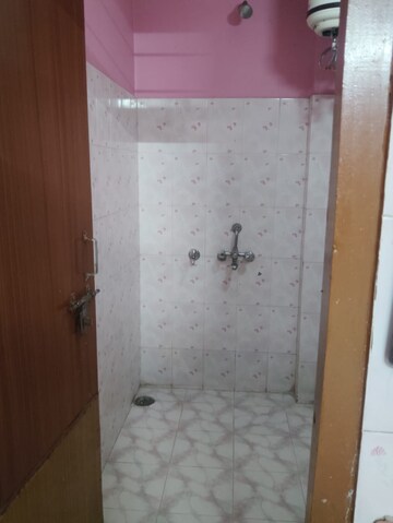 Bathroom in 2 BHK Apartment at Gomti Nagar – for Rent