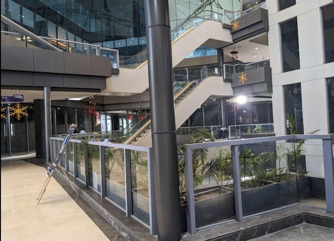 Retail Shop For Sale in Vikash Sharma 