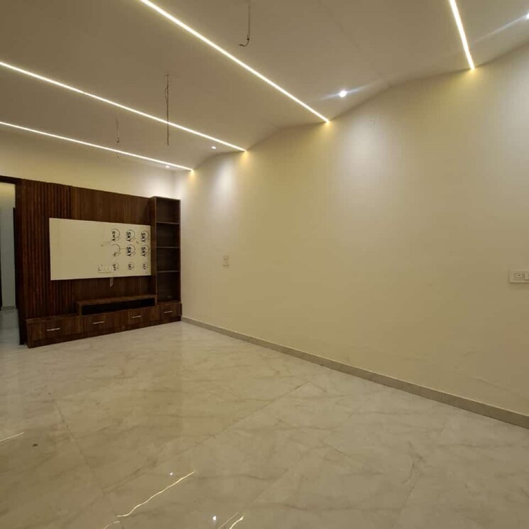 Room, greater mohali 3 Bedroom 105 Sq.Yd. Villa In Greater Mohali Mohali 8032666