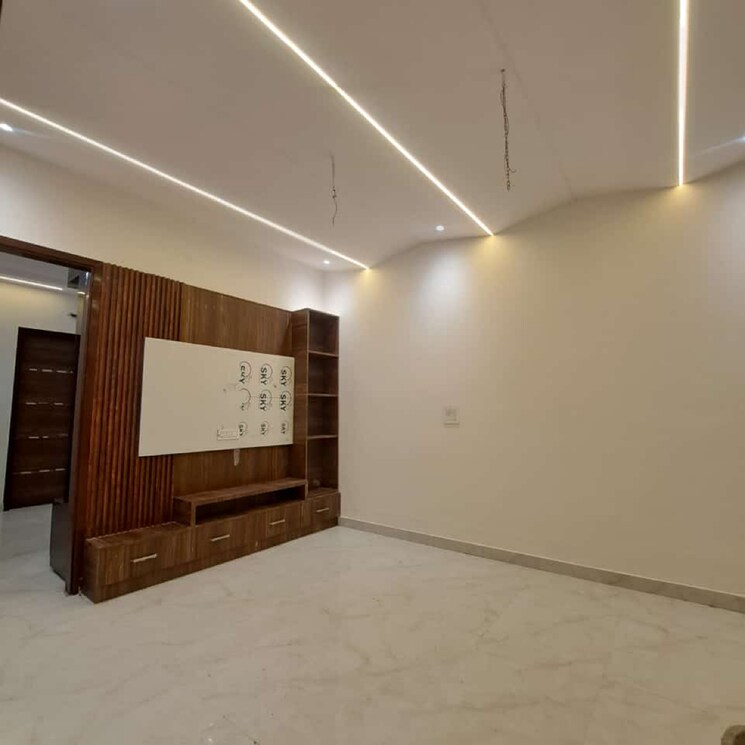 Room, greater mohali 3 Bedroom 105 Sq.Yd. Villa In Greater Mohali Mohali 8032666