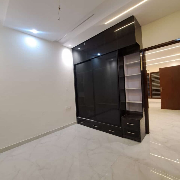 Room, greater mohali 3 Bedroom 105 Sq.Yd. Villa In Greater Mohali Mohali 8032666