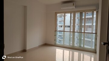 Room in 2 BHK Apartment at Kohinoor City Phase Ii, Kurla – for Rent