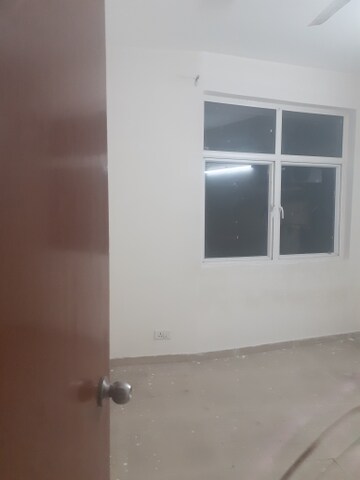 Master Bedroom in 3 BHK Apartment at Sector 16c Greater Noida – for Rent