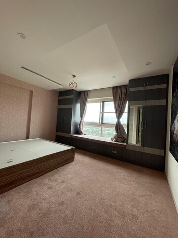 Room in 3 BHK Apartment at DS Max Skycity, Thanisandra – for Rent