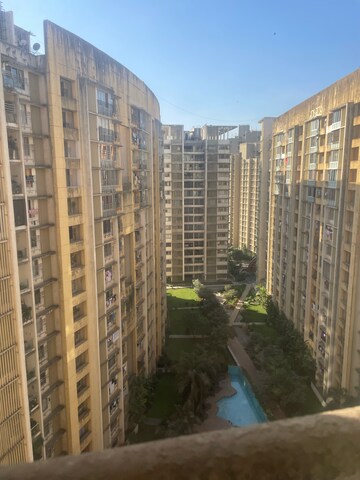 2 BHK Apartment – Exterior View View at Lodha Aqua, Penkarpada - for Sale