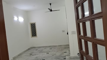 2 BHK Builder Floor For Rent in Shankar Vihar Delhi  8032865