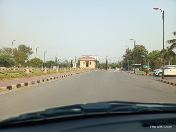 Swimming Pool in  Plot at Eros Lakewood City, Suraj Kund – for Sale