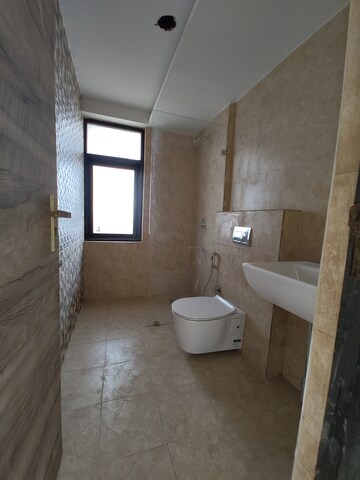 Bathroom in 4 BHK Apartment at Beverly Golf Avenue, Mohali Sector 65 – for Sale
