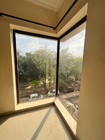 Balcony in 1 BHK Builder Floor at Sector 40 – for Rent