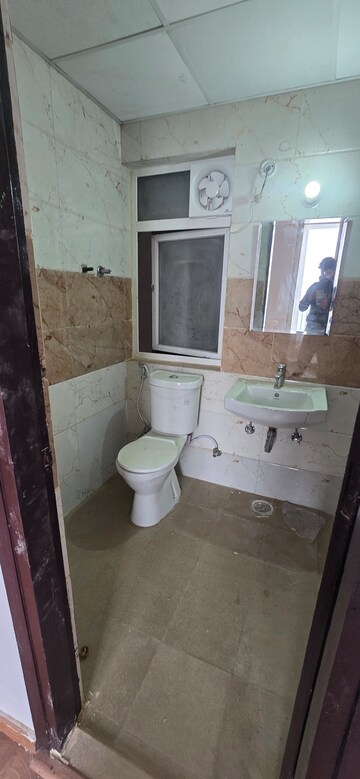 Bathroom in 2 BHK Apartment at Amrapali Riverview, Amrapali Leisure Valley – for Rent