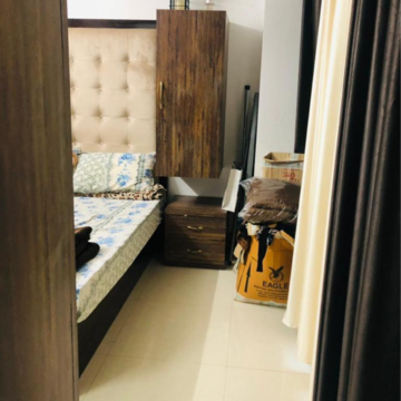 Room in 1 BHK Apartment at Kanakia Rainforest, Marol – for Rent
