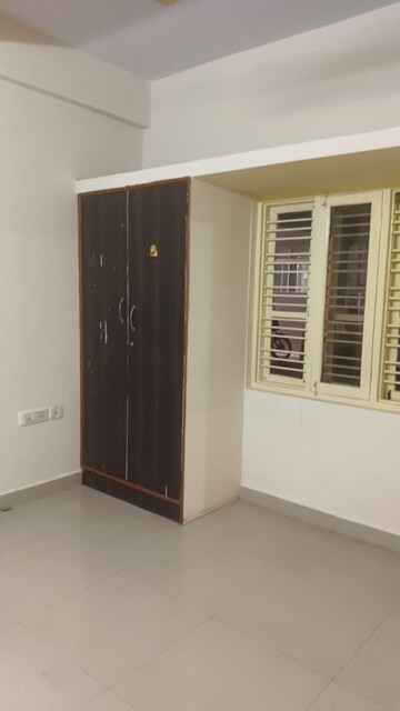 Room in 1 BHK Apartment at Whitefield – for Rent