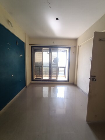 Room in 1 BHK Apartment at Dombivli West – for Rent