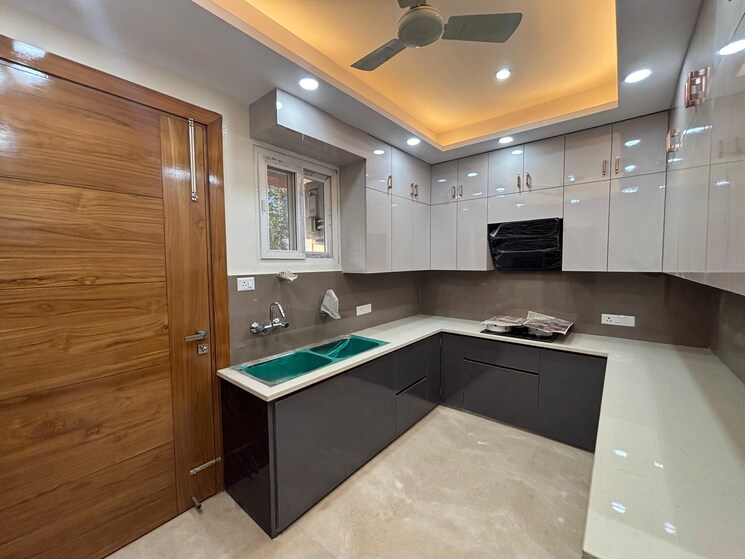 Kitchen, sector 46 4 Bedroom 3000 Sq.Ft. Builder Floor In Sector 46 Gurgaon 8033077