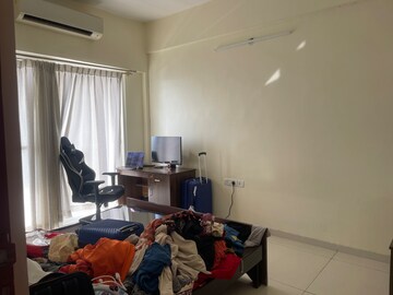 Room in 3 BHK Apartment at Unicca Emporis, Varthur – for Rent