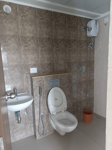 Attached Bathroom in 2.5 BHK Apartment at Lodha Palava City, Dombivli East – for Rent