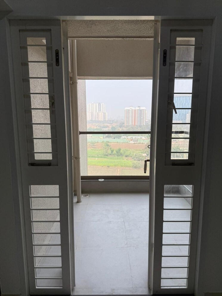 Rental 2 Bedroom 760 Sq.Ft. Apartment in Padmavati Lakeshore, Tathawade ...