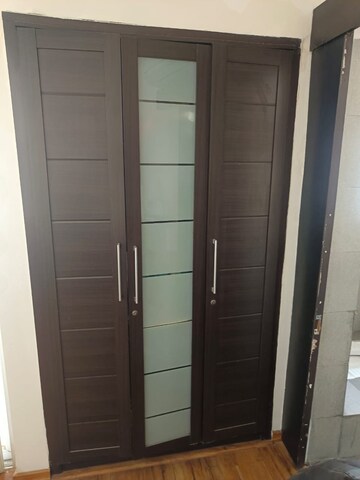 Building Lobby in 3 BHK Builder Floor at SS Mayfield Gardens, Sector 51 – for Rent