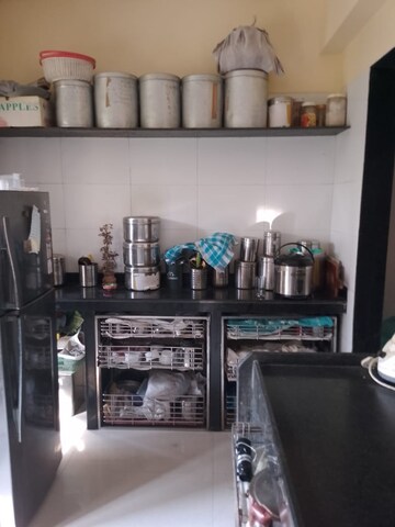Furnished Amenities in 1 BHK Apartment at Vakola – for Rent