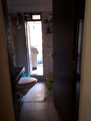 Master Bedroom in 1 BHK Apartment at Vakola – for Rent