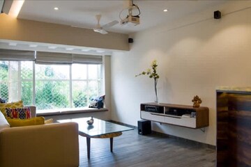Living Room in 3 BHK Apartment at Khar West – for Rent