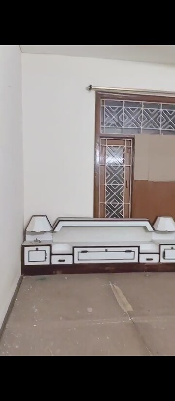 Bedroom in 2 BHK Builder Floor at Mehrauli – for Rent
