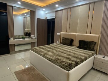 Bedroom in 3.5 BHK Apartment at Omaxe Twin Towers, Sector 50 – for Sale
