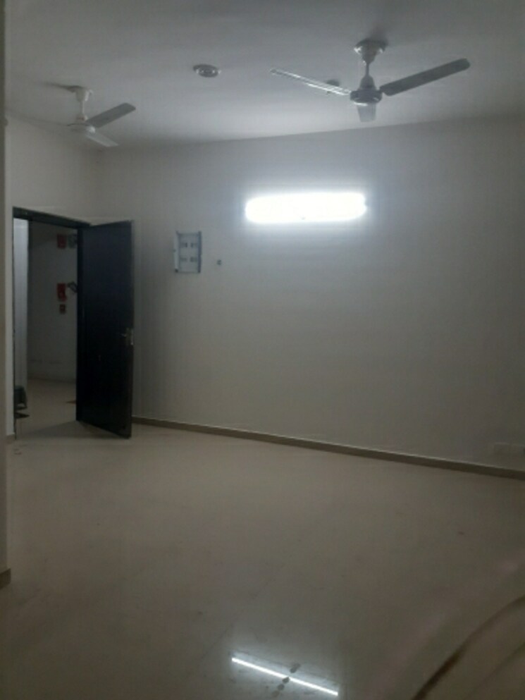 Master Bedroom, mahagun-mywoods-iii 2 Bedroom 960 Sq.Ft. Apartment In Sector 16c Greater Noida Greater Noida 8033191