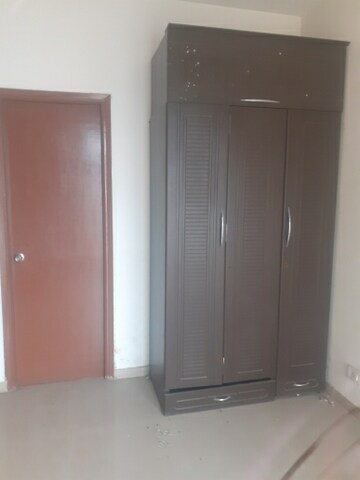 Room in 2 BHK Apartment at Mahagun Mywoods III, Sector 16c Greater Noida – for Sale