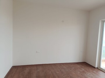 Room in 2 BHK Apartment at Shapoorji Pallonji Joyville Gurgaon, Sector 102 – for Rent
