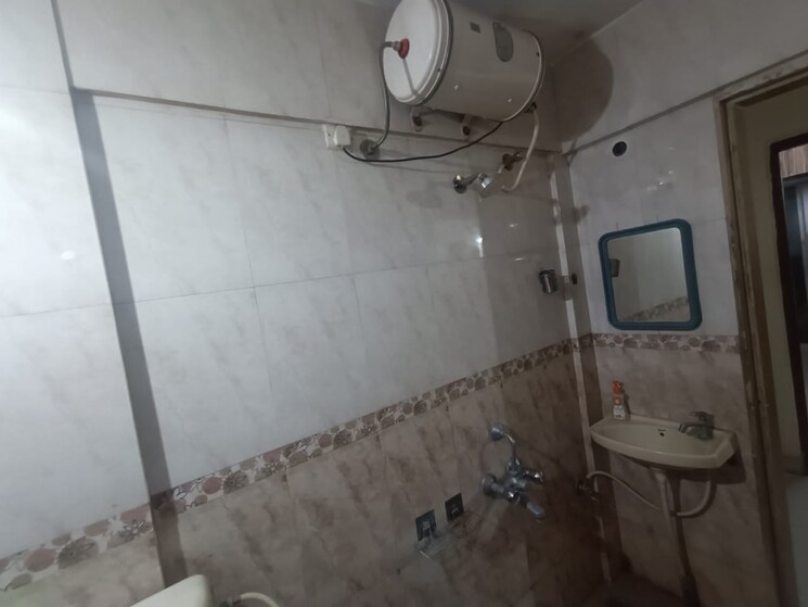 Bathroom, siddhivinayak-ginger 1 Bedroom 650 Sq.Ft. Apartment In Pimple Saudagar Pune 8033283