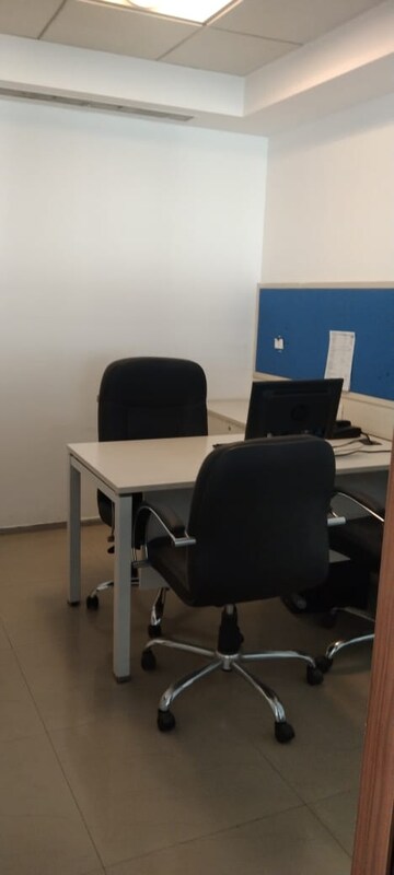 Team Area in  Office Space in IT/SEZ at Vatika Mindscape, Sector 36 – for Rent
