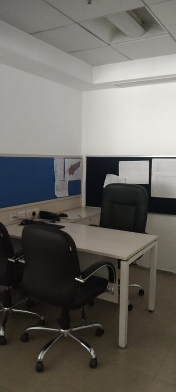 Team Area in  Office Space in IT/SEZ at Vatika Mindscape, Sector 36 – for Rent