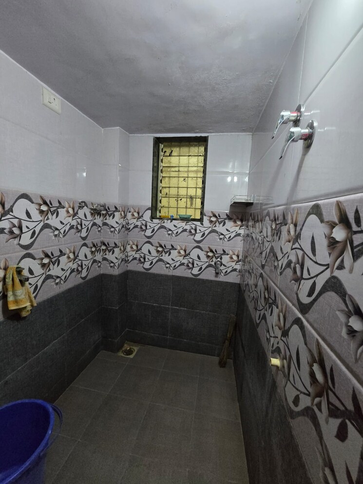 Bathroom, shivom-galaxy 2 Bedroom 546 Sq.Ft. Apartment In Kalyan East Thane 8033392