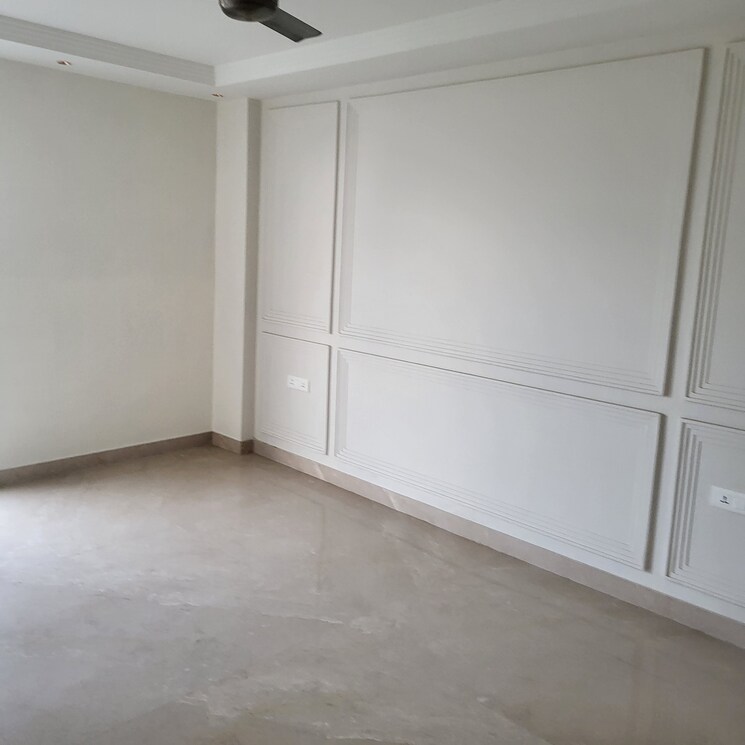 undefined, ram vihar 4 Bedroom 250 Sq.Yd. Builder Floor In Ram Vihar Delhi 8033372