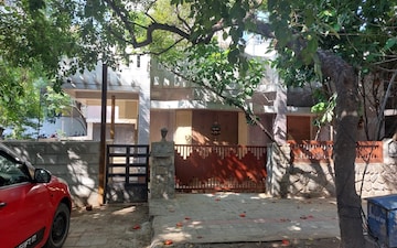Land For Sale in Hrbr Layout