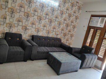 Living Room in 1 BHK Builder Floor at Sector 38 – for Rent