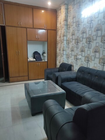 Living Room in 1 BHK Builder Floor at Sector 38 – for Rent