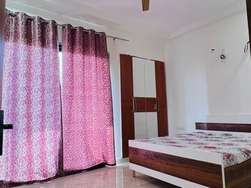 Bedroom in 2 BHK Builder Floor at M3M Atrium, Sector 57 – for Rent