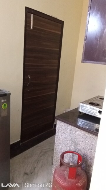 Furnished Amenities in 1 RK Builder Floor at Sector 38 – for Rent