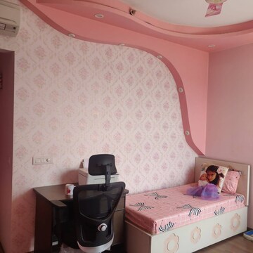 Master Bedroom in 3 BHK Apartment at Ansal API Esencia, Sector 67 – for Rent