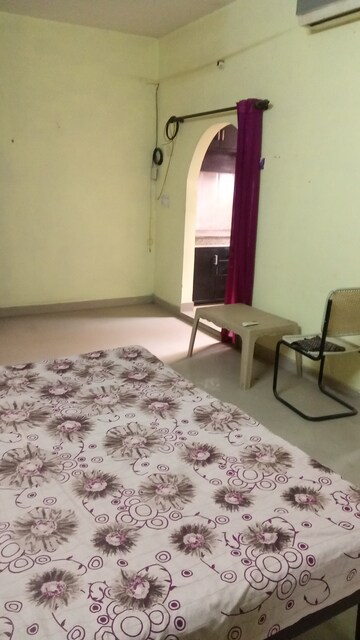 Living Room in 1 RK Builder Floor at Sector 38 – for Rent