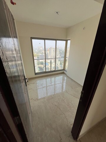 Room in 2 BHK Apartment at Tilak Nagar Building, Tilak Nagar – for Rent
