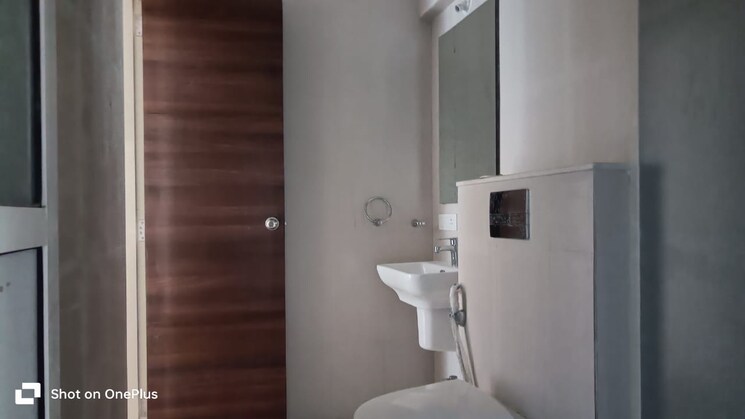 Bathroom, kohinoor-city-phase-i 2 Bedroom 914 Sq.Ft. Apartment In Kurla Mumbai 8033590